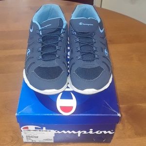 Champions Women's Slip-on Sneakers